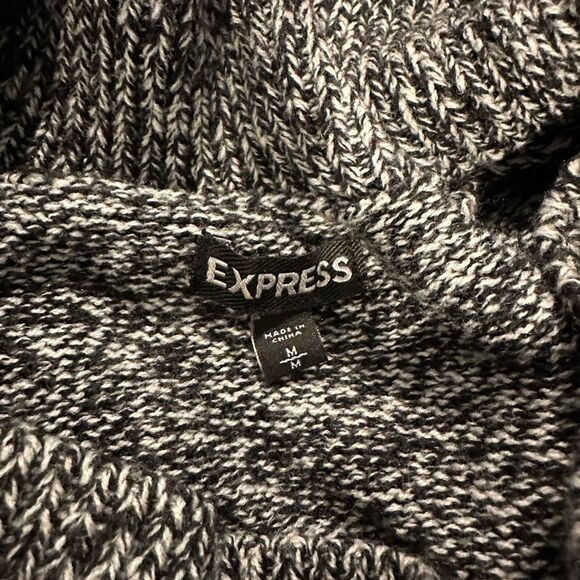 Express Marled Gray Three Quarter Sleeve Cowl Neck Tunic Sweater High Low Hem - Picture 6 of 9